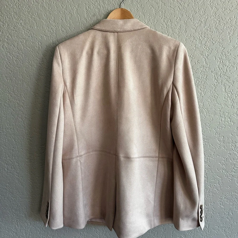 Ann Taylor Gorgeous Light Beige Faux Suede Blazer, NWOT - Picture 3 of 7